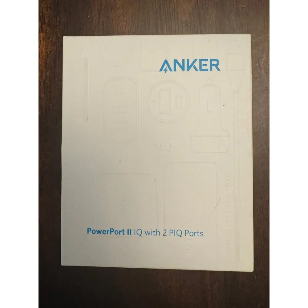 Anker powerport 2 IQ with 2 PIQ ports white NIB